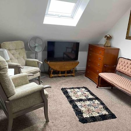 Helens Haven First Floor Apartment Via Stairs プレストン エクステリア 写真